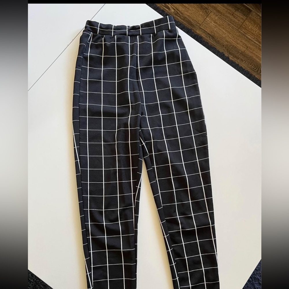 Black and white pants